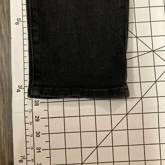 NWT Good American Women’s Black Size 0/25 Jeans - Picture 7 of 7
